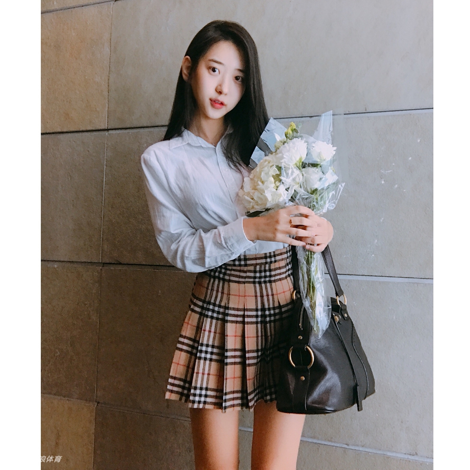 夏日微风!清纯少女送你一丝清凉