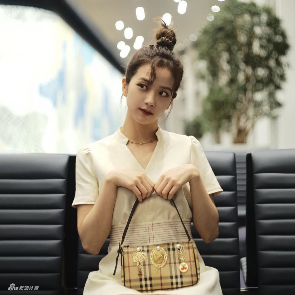 清纯自然!你笑起来的样子真美