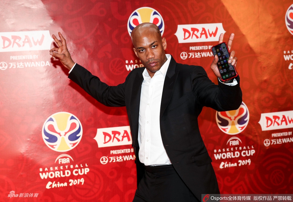 姚明、科比领衔众星红毯秀