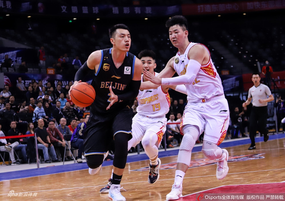 四分之一决赛：深圳96-106北京