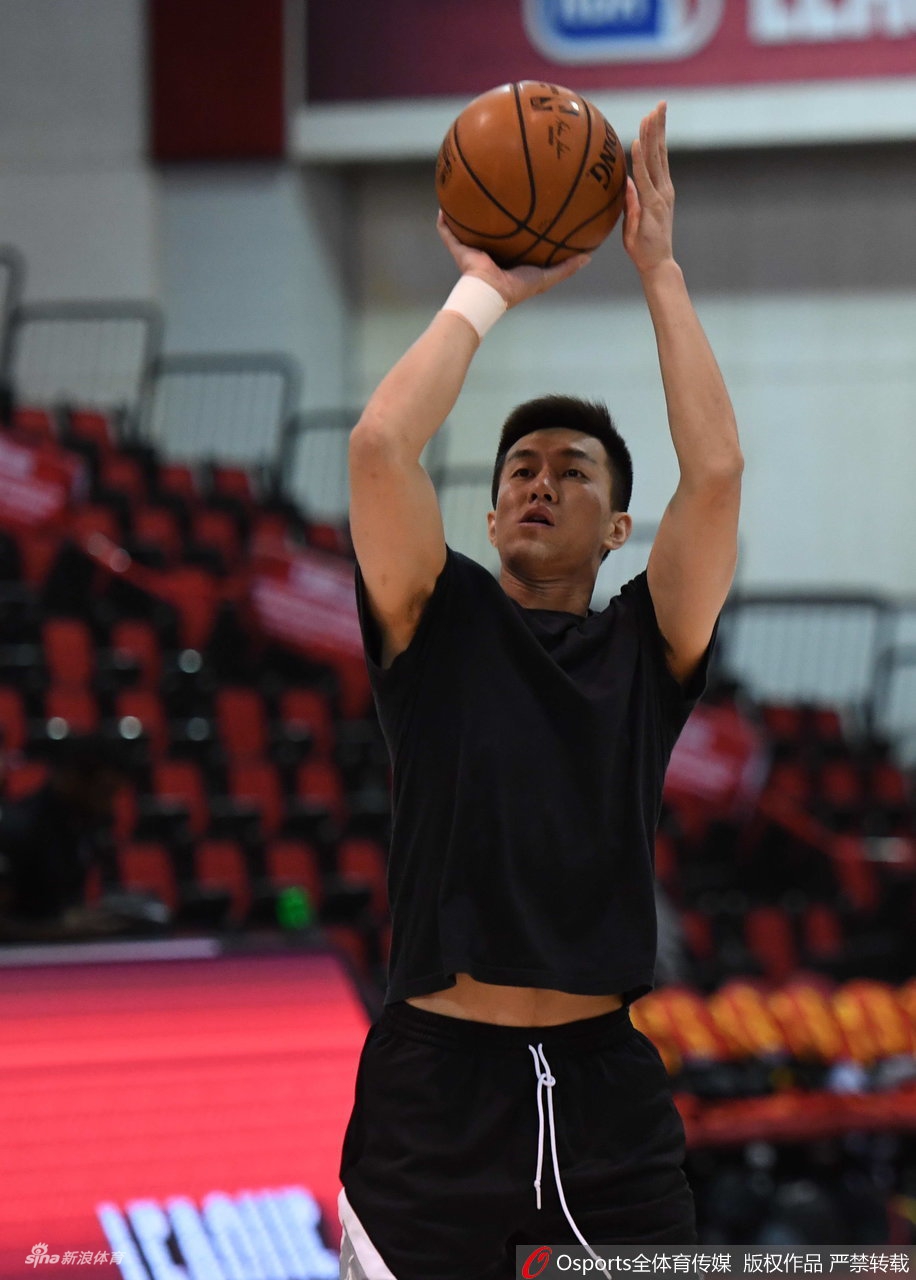 中国男篮夏联公开训练课