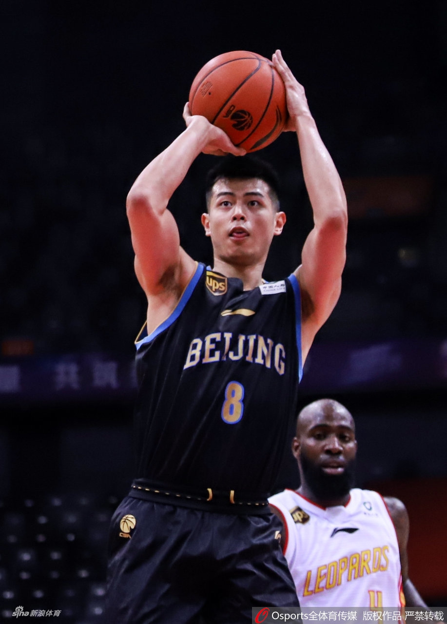 四分之一决赛：深圳96-106北京