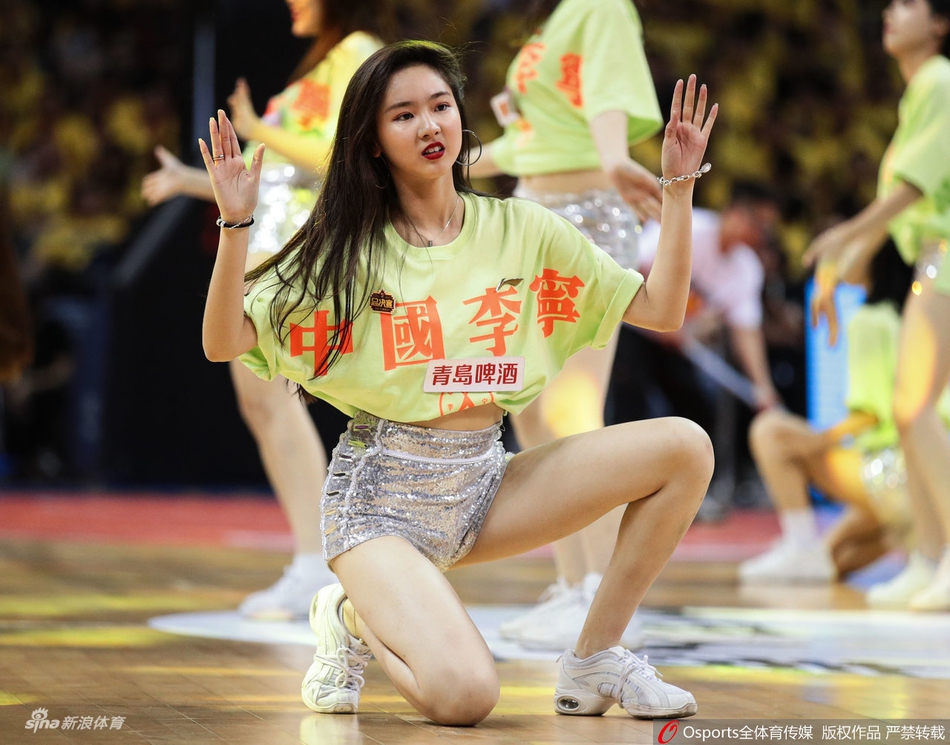 广东啦啦宝贝热舞助威总决赛