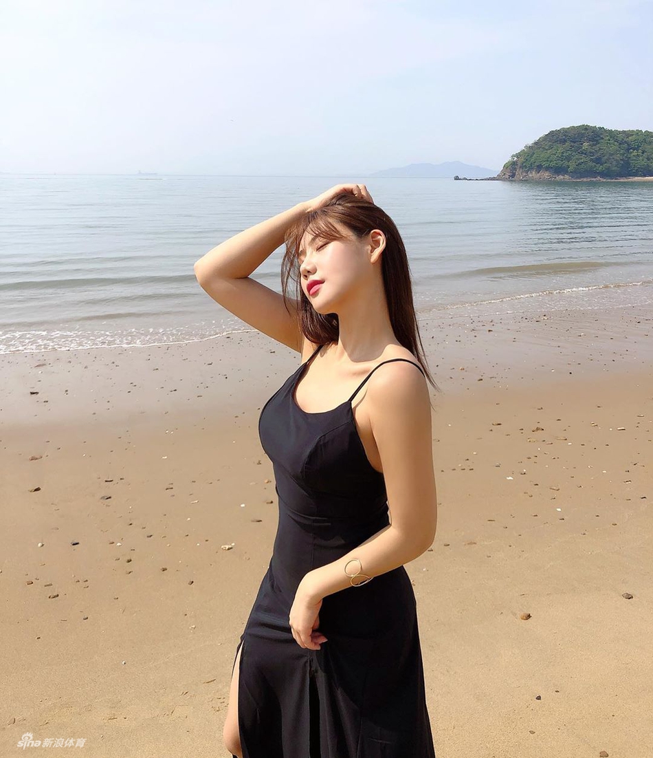 极品气质美女教你如何凹照型