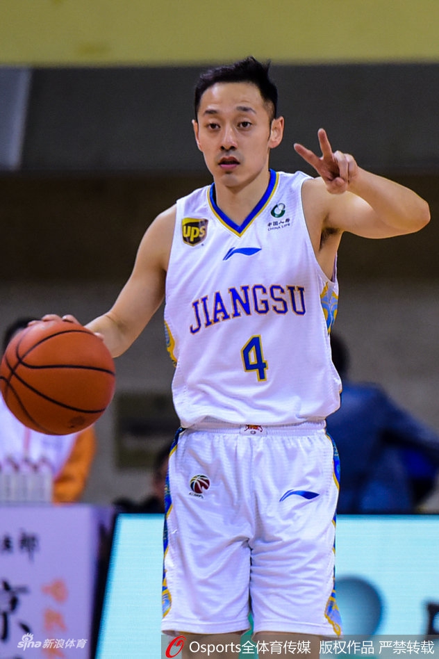 CBA第36轮:肯帝亚109-107北京