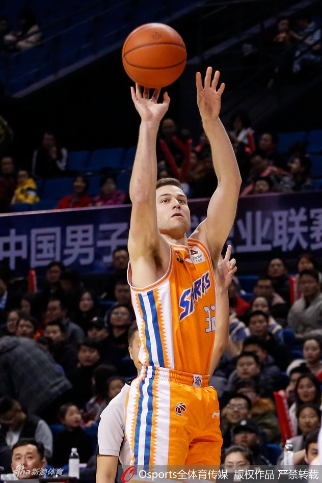 CBA第42轮精彩瞬间