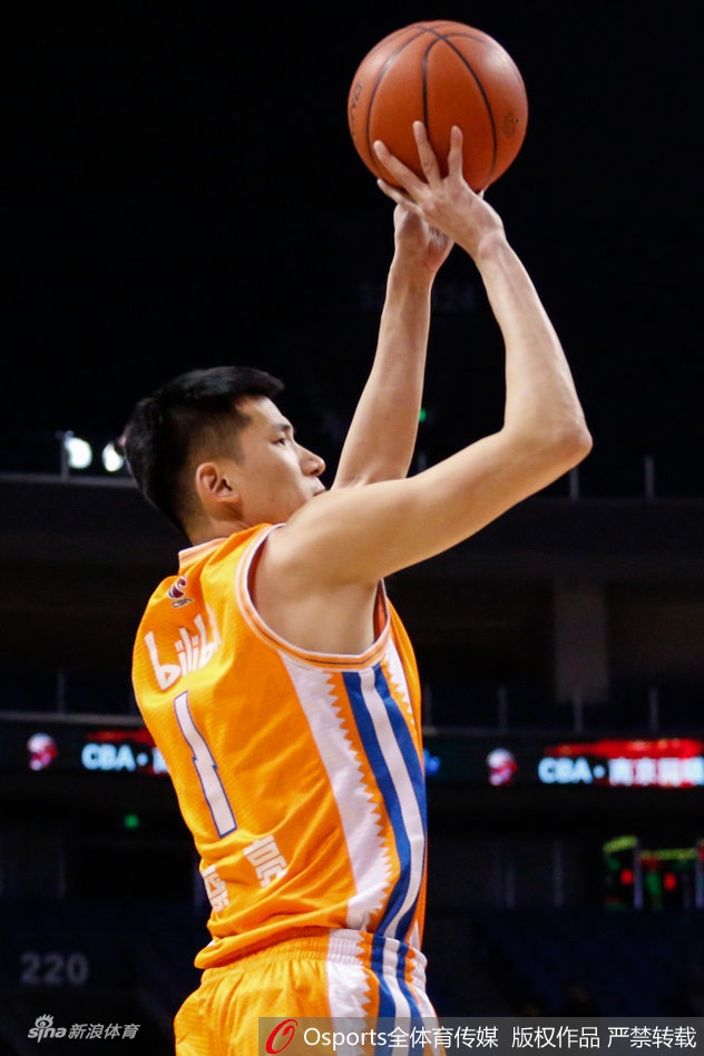 CBA第42轮精彩瞬间