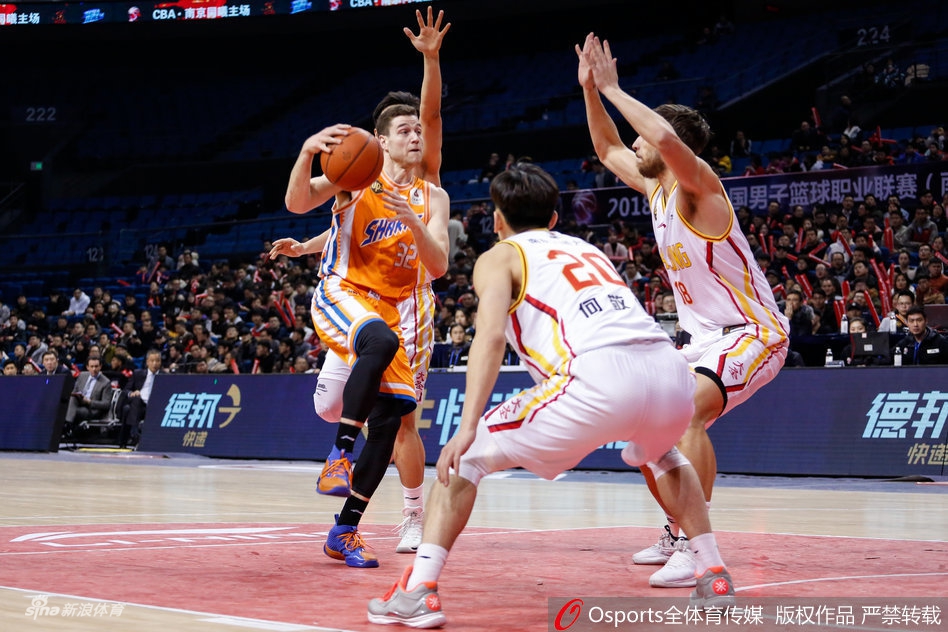 CBA第42轮精彩瞬间