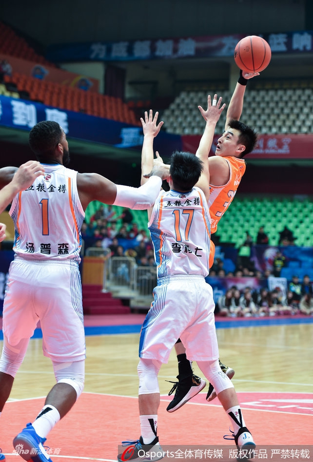 CBA第35轮精彩瞬间