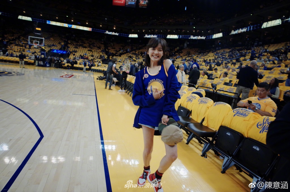 勇士国内女球迷集合 颜值身材大赞