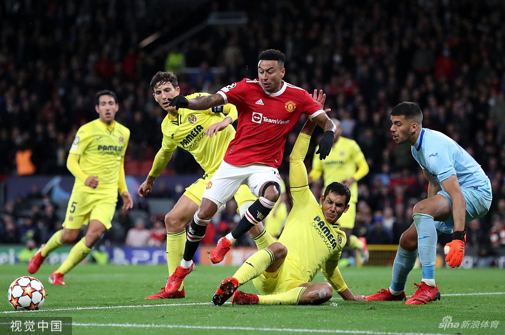 [欧冠]曼联2-1比利亚雷亚尔 C罗95分钟绝杀