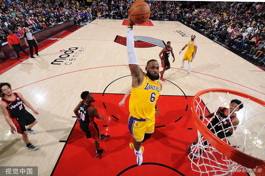 [NBA]湖人105-107开拓者 詹皇空砍30分