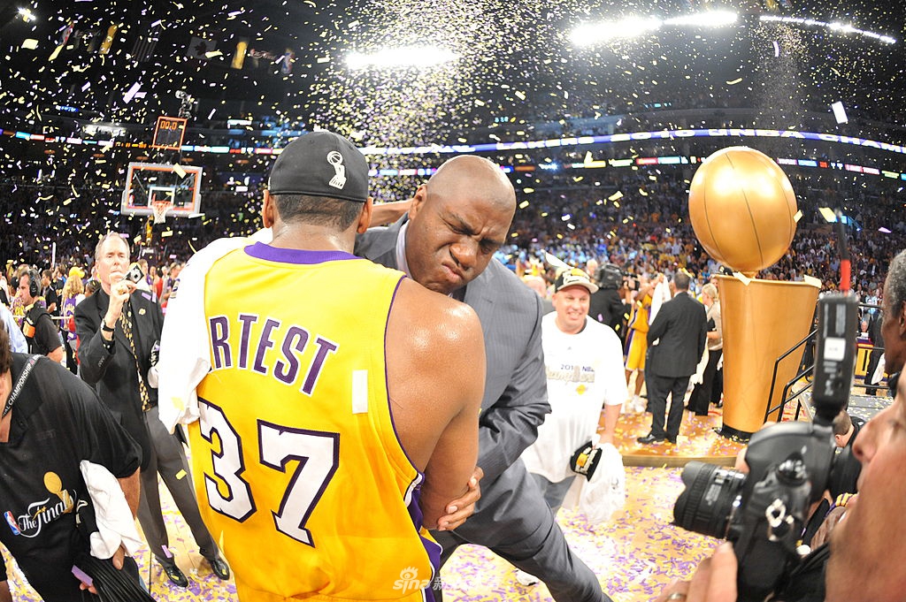 8年前的今天阿泰斯特改名慈善世界和平