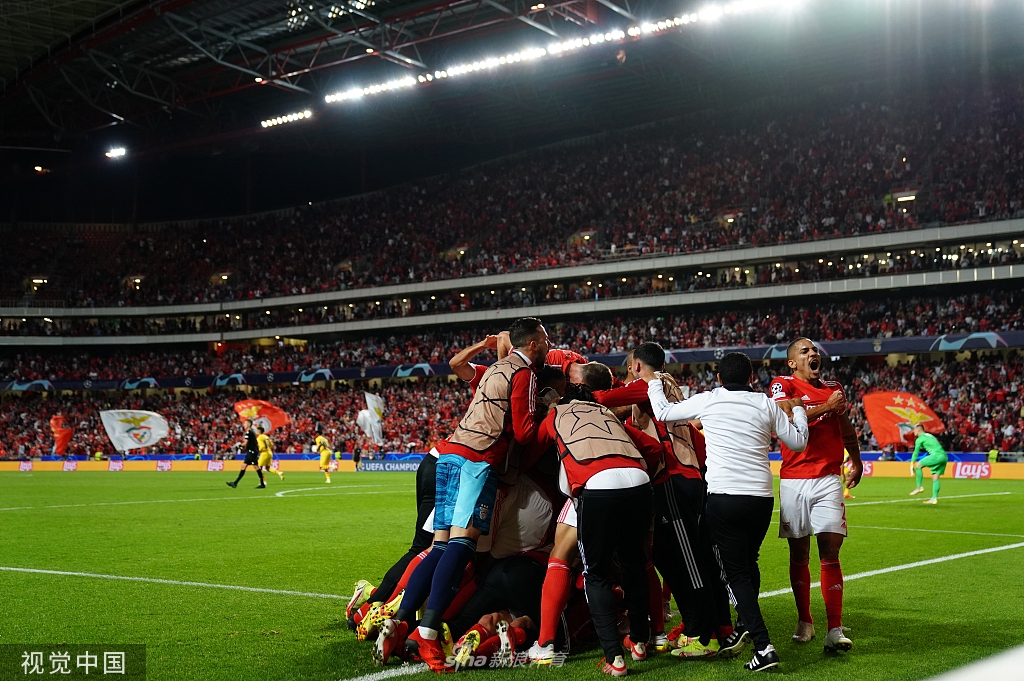 [欧冠]巴萨0-3本菲卡 小组赛遭遇连败