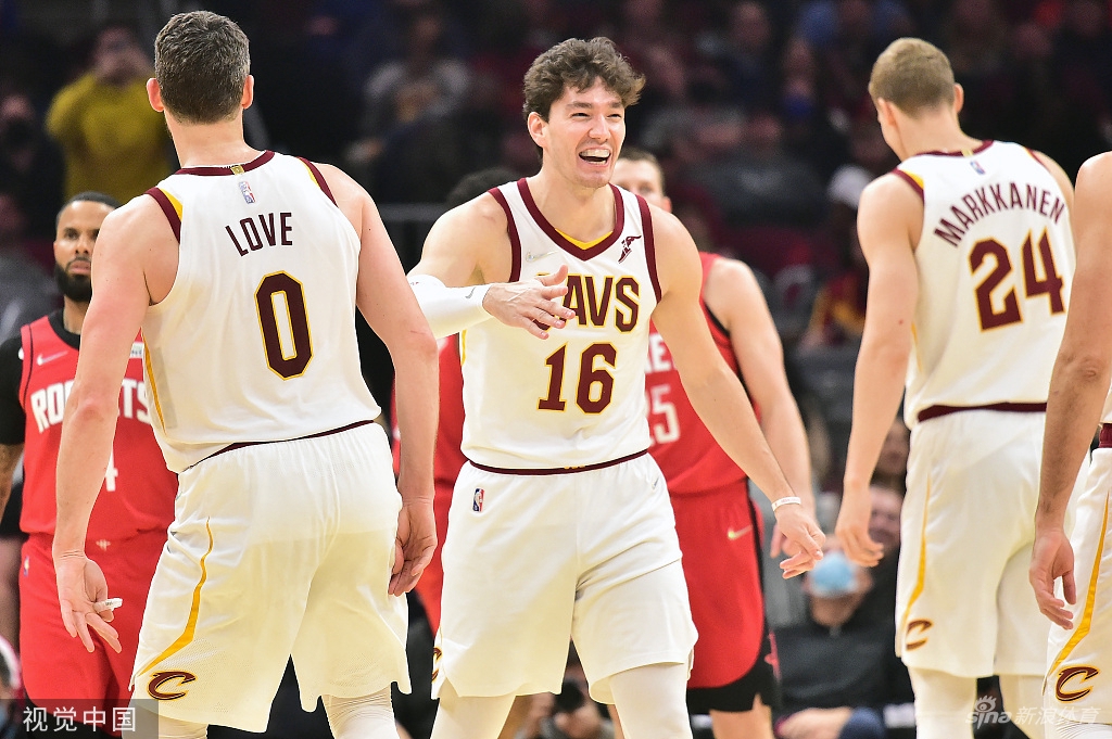 达柳斯-加兰21分,里奇-卢比奥7分12助攻,凯文-勒夫15分,宰希恩-泰特12