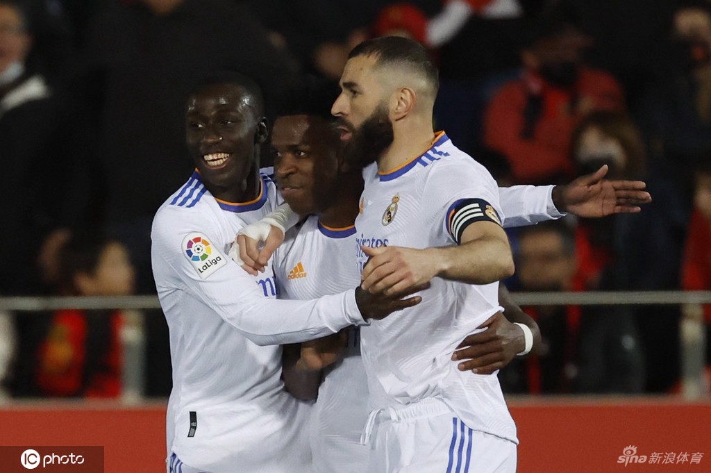[西甲]皇马3-0马洛卡 本泽马2球1助攻