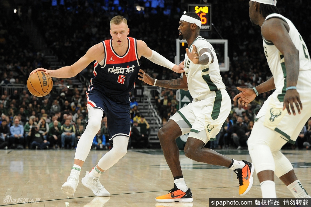 [NBA]奇才102-114雄鹿 霍乐迪砍24+10