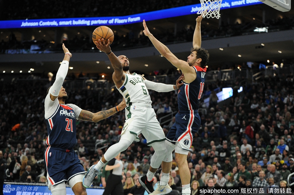 [NBA]奇才102-114雄鹿 霍乐迪砍24+10