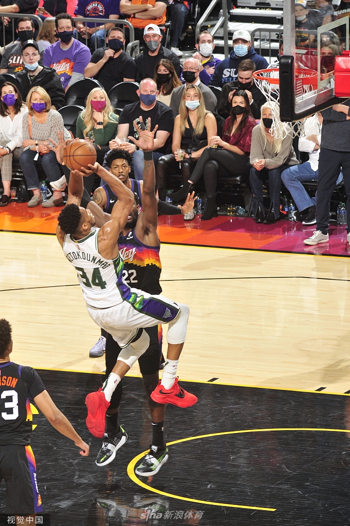 [NBA常规赛]保罗17分19助攻 雄鹿107-131太阳