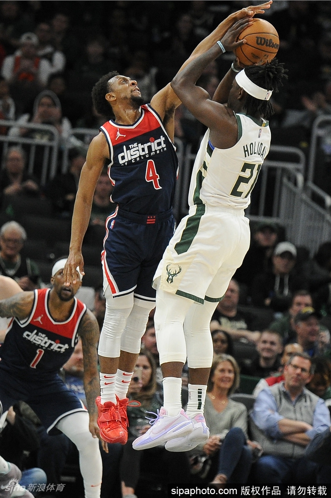 [NBA]奇才102-114雄鹿 霍乐迪砍24+10