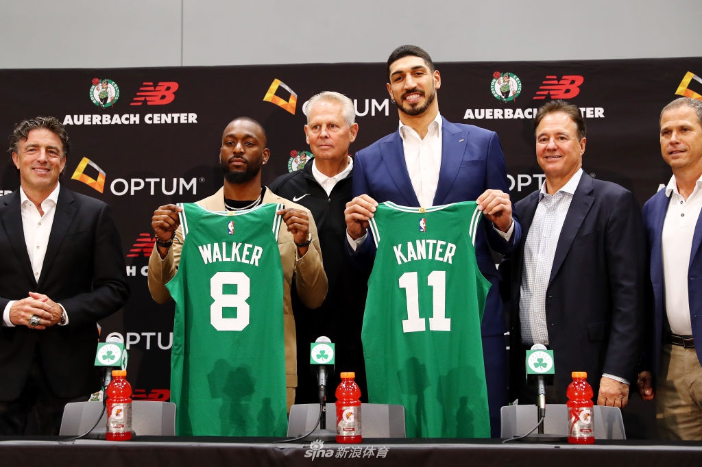 凯尔特人新援正式亮相 沃克+坎特组合