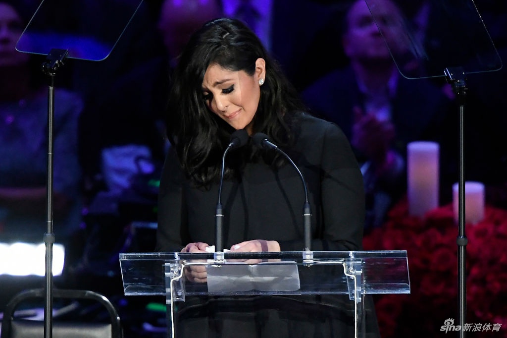 科嫂瓦妮莎追思科比:愿你们在天堂快乐直到再次相遇