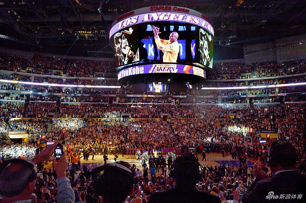 4年前今天科比告别战砍60分 24张老照片回顾最后一舞