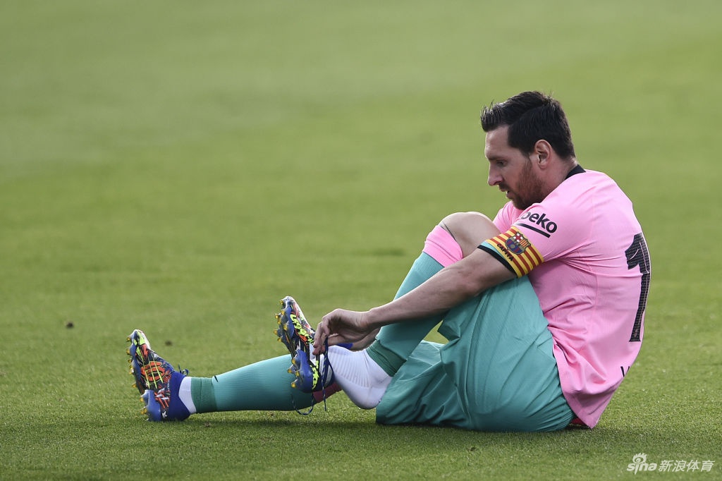 [热身赛]巴萨3-1赫罗纳 梅西梅开二度