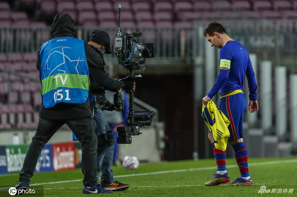 [欧冠]巴萨主场0-3尤文 C罗2球改写纪录