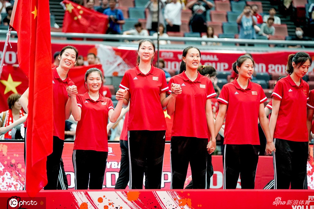 中国女排锁定年终世界第一 美国巴西分列二三