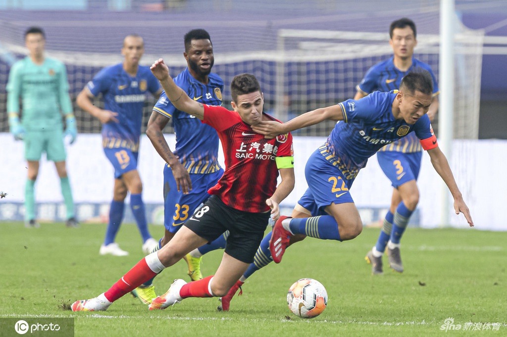 江苏队队长吴曦即将加盟上海海港