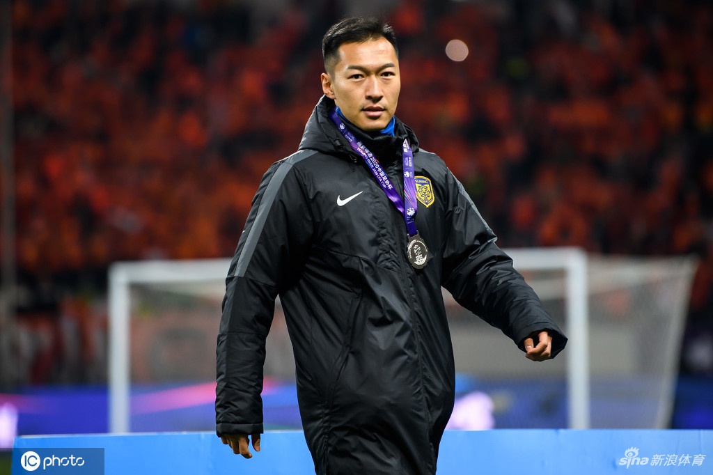 江苏队队长吴曦即将加盟上海海港