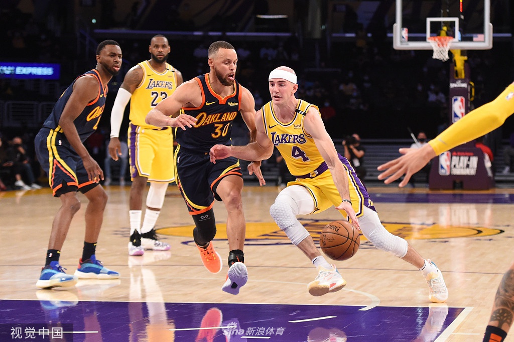 [NBA附加赛]湖人胜勇士晋级季后赛 詹姆斯砍三双