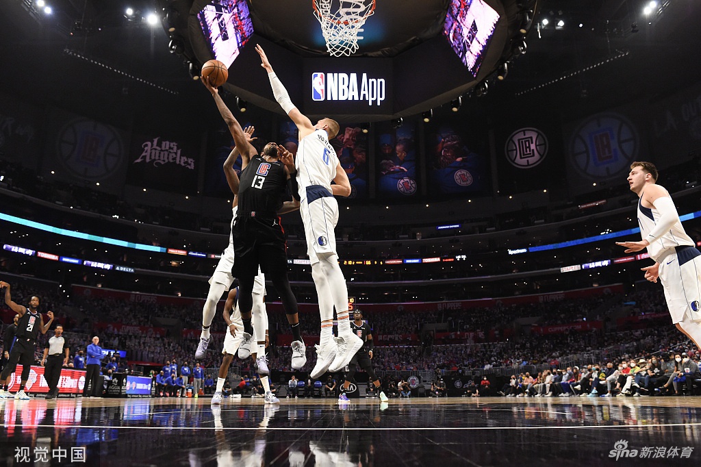 [NBA季后赛]独行侠127-121快船 东契奇39分拿两连胜