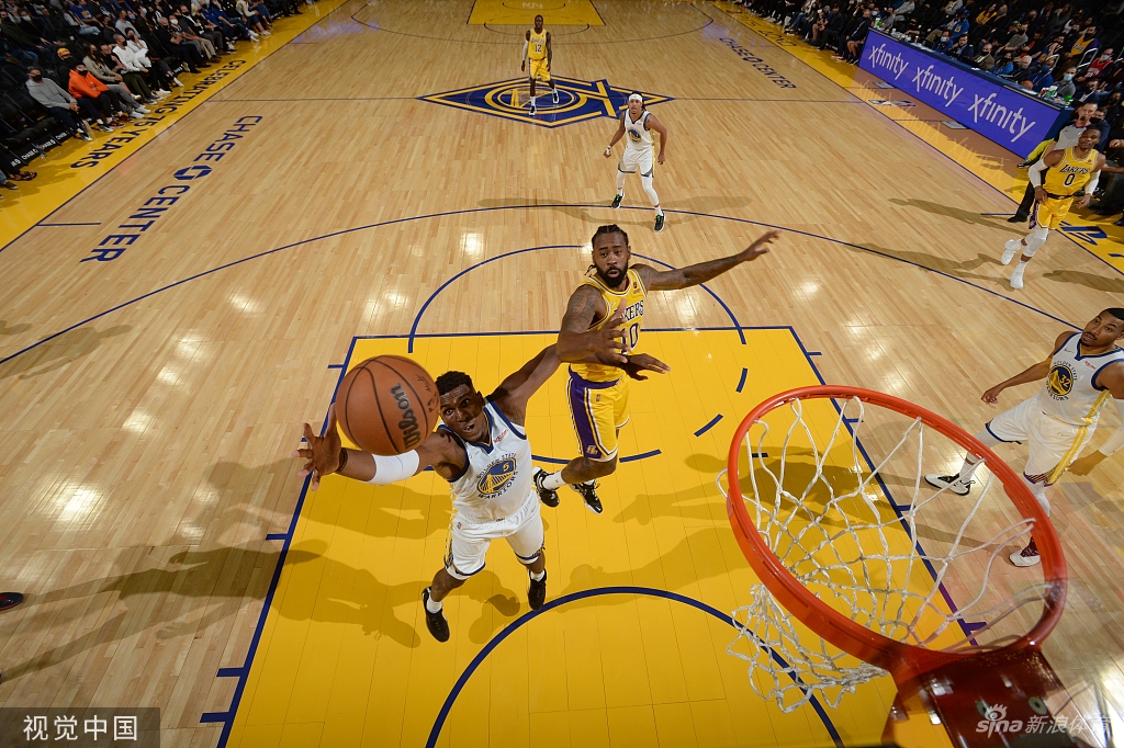 [NBA季前赛]湖人114-121勇士 库里30分