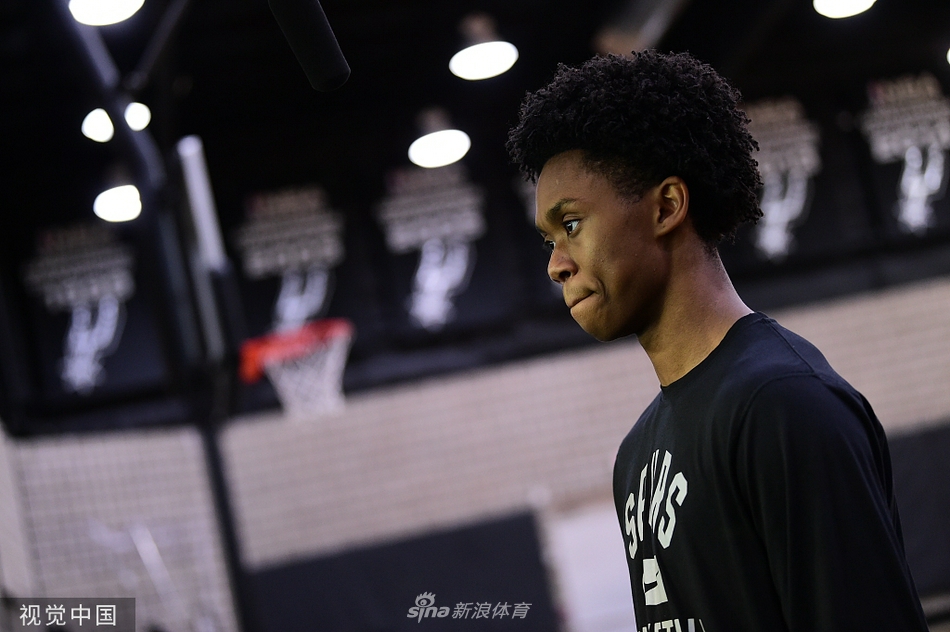 圣安东尼奥马刺训练备战 波波维奇严肃督训