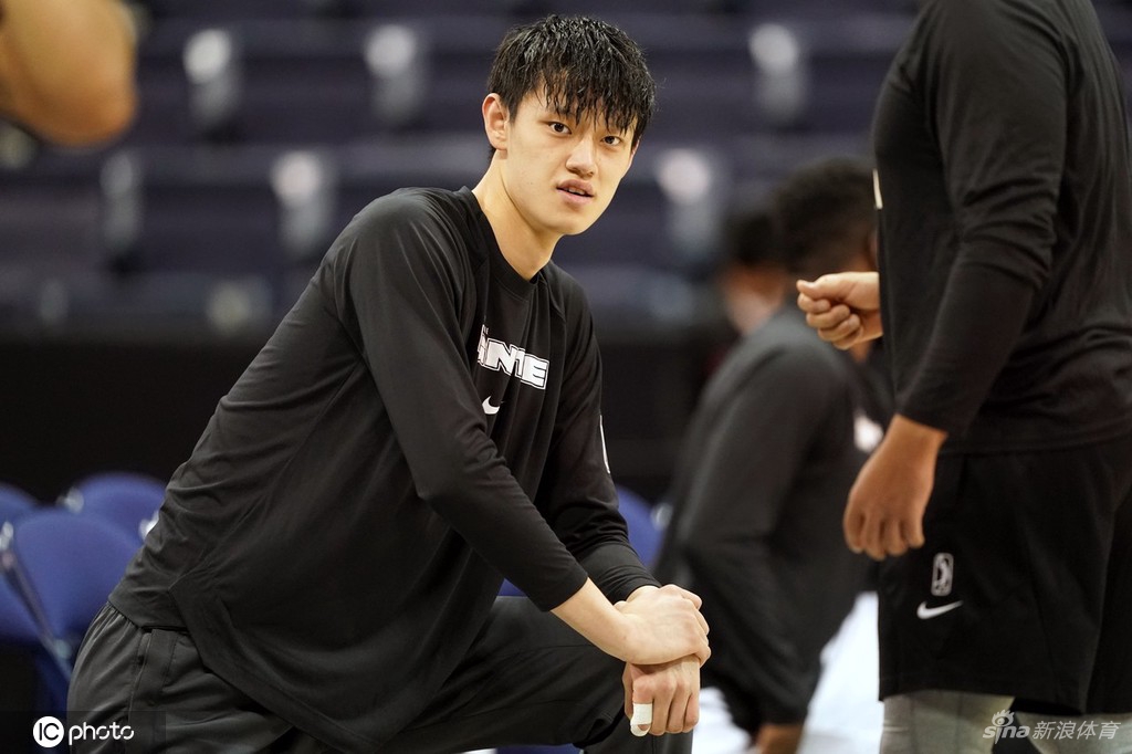 [NBDL]曾凡博首次先发 砍下5分4篮板3助攻