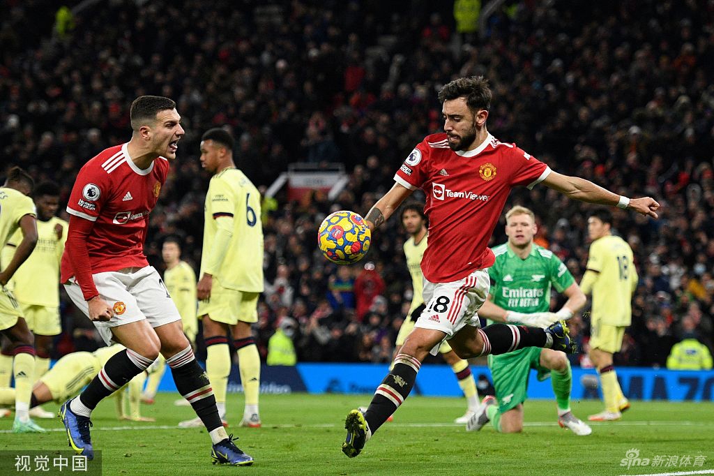 [英超]曼联3-2阿森纳 C罗梅开二度