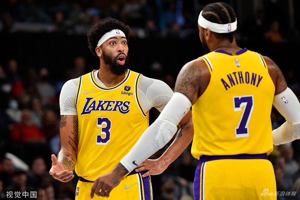 [NBA]湖人95-108灰熊 詹姆斯空砍三双