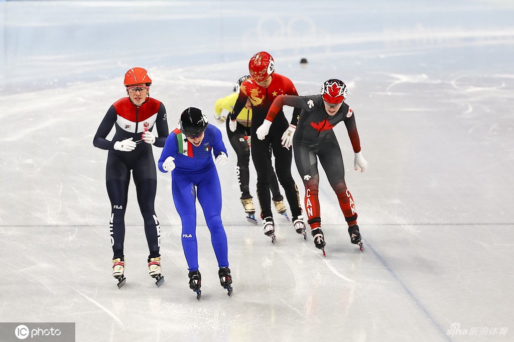 速滑女子500米决赛张雨婷获第四