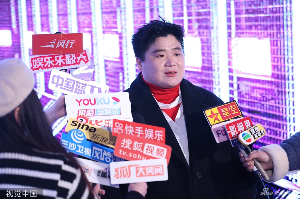 奥运冠军巩立姣出席时尚派对