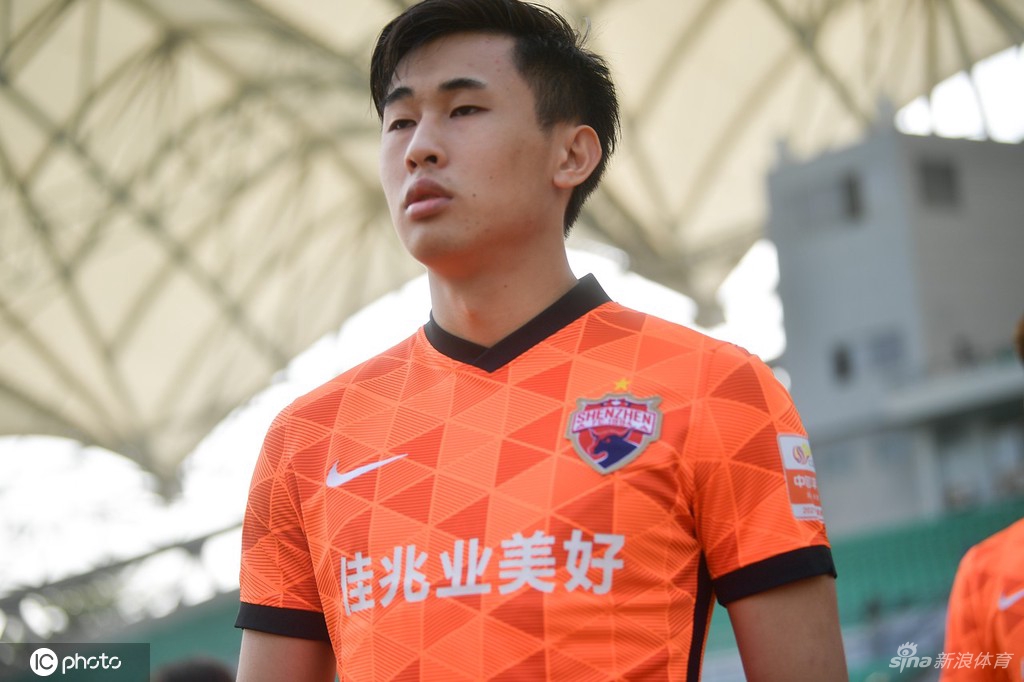 深足部分球员欠薪 戴伟浚向足协申请仲裁