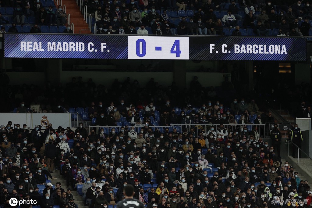 [西甲]皇马0-4巴萨 奥巴梅扬梅开二度