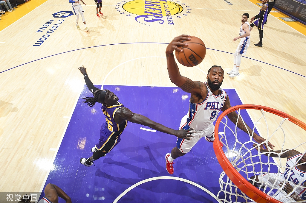 [NBA]76人126-121湖人 威少24分9板8助