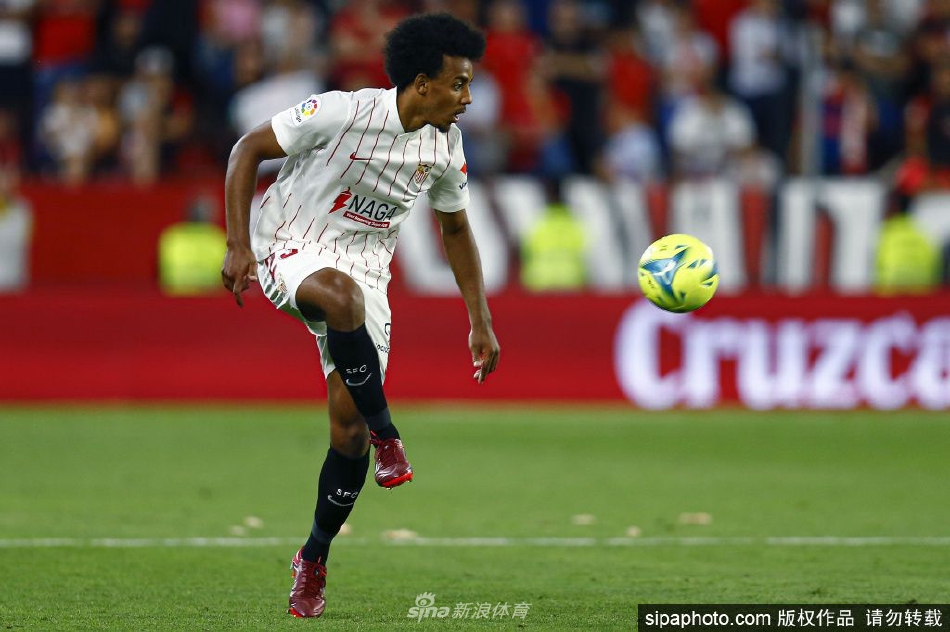 切尔西签孔德达协议