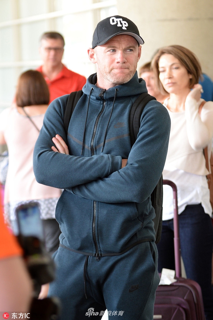 鲁尼飞抵华盛顿告别英超