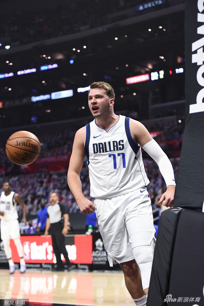 [NBA季后赛]独行侠127-121快船 东契奇39分拿两连胜