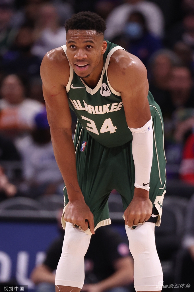 [NBA常规赛]雄鹿117-89活塞