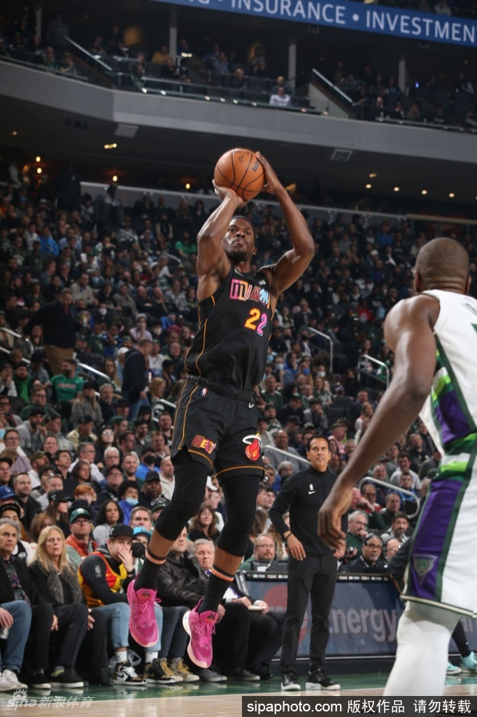 [NBA]热火119-120雄鹿 霍勒迪准绝杀