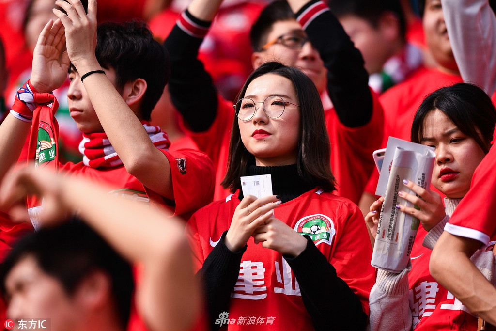 2019中超第1轮各地女球迷精选II